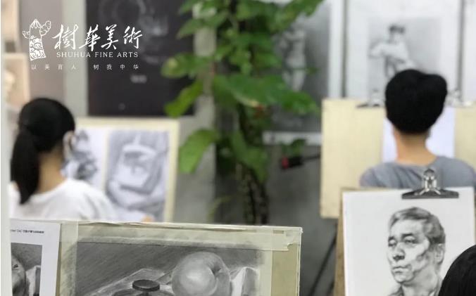 美術(shù)生畫畫的時候遇到瓶頸怎么辦？這些方法幫你巧妙解決